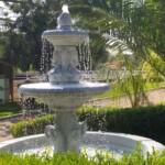 Decorative outdoor water fountain
